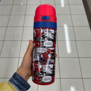 NEW licensed Limited edition marvel Spider-Man water bottle